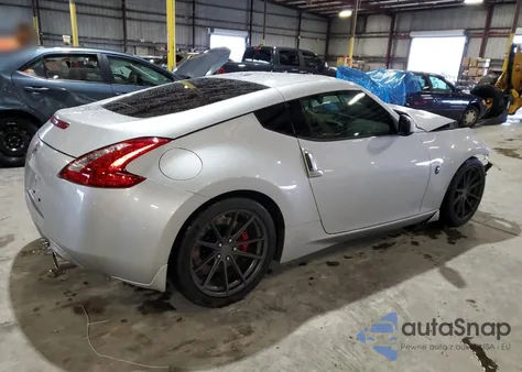 2016 Nissan 370Z Base z USA, uszkodzony, nr VIN JN1AZ4EH6GM935643